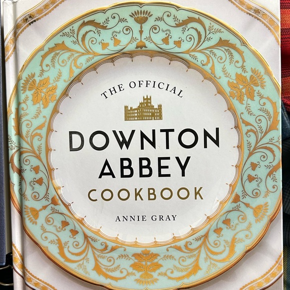 Downton Abby Cookbook Other - Downton Abbey Official Cookbook with over 100 delicious recipes.